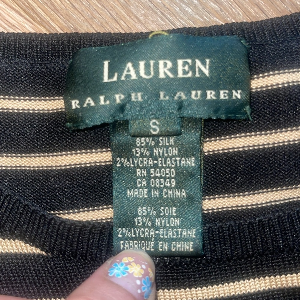Lauren Ralph Lauren stripe sweater tank shell size small silk
Blend black - Picture 2 of 5
